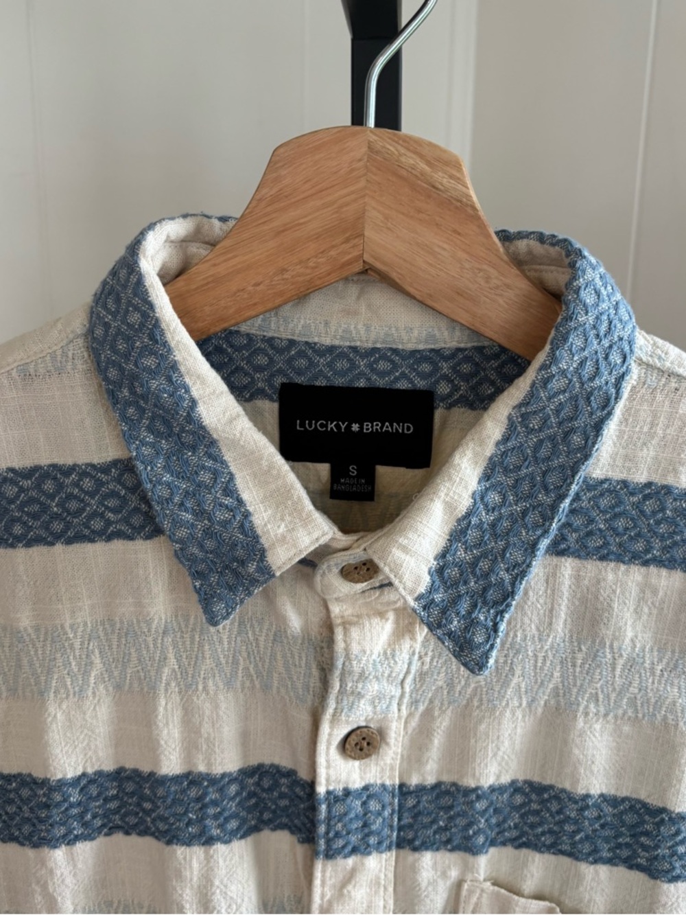 Lucky Brand NWT Blue White Stripe Textured Cotton Button Up Shirt Mens S *NOTE